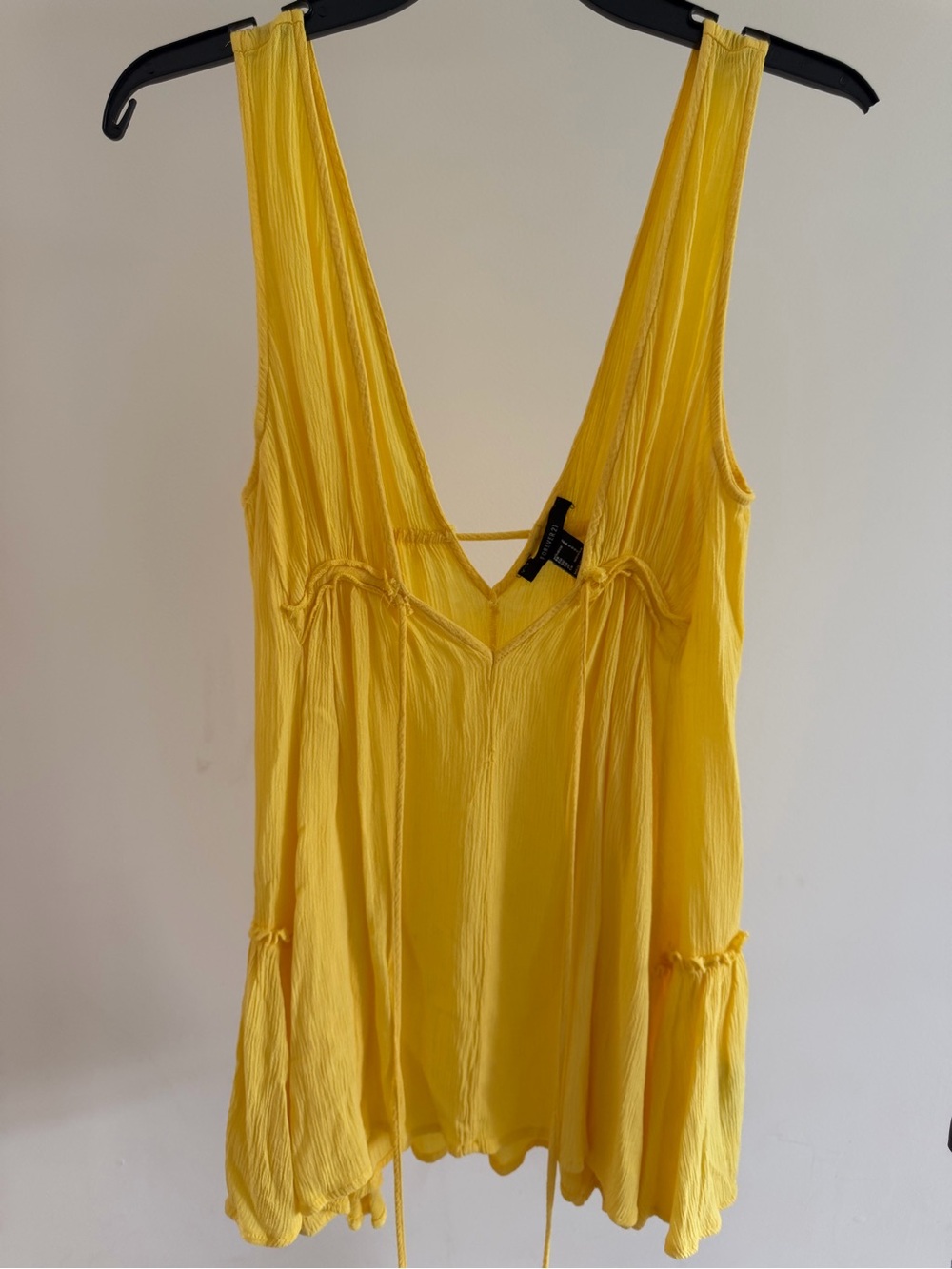 Forever 21 Yellow V-Neck Sleeveless Camisole Tank